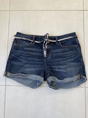 LC Lauren Conrad Belted Jean Shorts Cuffed Stretch Denim